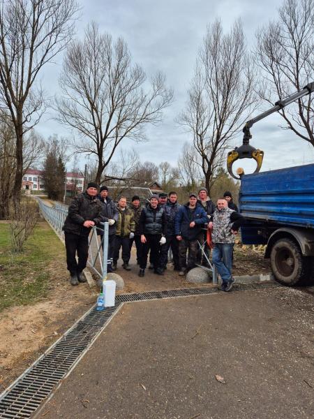 Апрель – пора субботников.