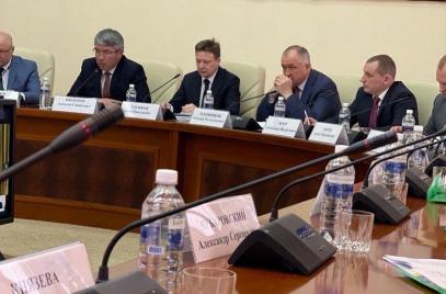 Александр Моор посетил с рабочим визитом Улан-Удэ и принял участие в строительной выставке