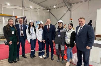 Александр Моор принял участие в Приморском строительном форуме