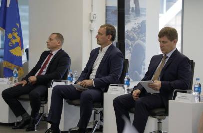 Александр Моор стал участником дискуссии об инвестиционном потенциале строительной отрасли Дальнего Востока