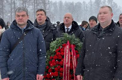 Делегация Санкт-Петербургского городского отделения «ОПОРЫ РОССИИ» приняла участие в акции памяти героев в честь Дня снятия блокады Ленинграда
