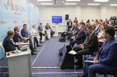 Инвестиционную привлекательность Дальнего Востока обсудили на ВЭФ-2021