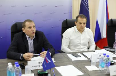 Комитет по строительству и Комитет по комплексному развитию территорий и формированию комфортной городской среды провели совместное расширенное заседание