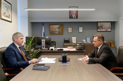 Марк Геллер обсудил меры поддержки строительной отрасли на встрече с заместителем Министра строительства и ЖКХ России Сергеем Музыченко