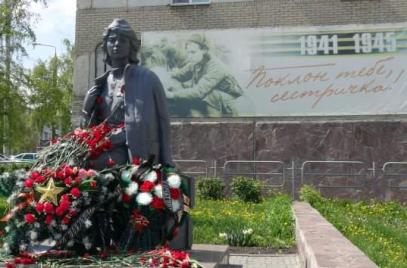 «Поклон тебе, сестричка!»: как родилась идея установки первого в России памятника фронтовичкам