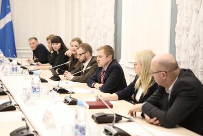 В Ульяновской области обсудили послание Президента и законопроект по изменению Конституции