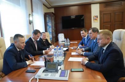 Врио губернатора Ярославской области Михаил Евраев и Президент «ОПОРЫ РОССИИ» Александр Калинин обсудили вопросы поддержки бизнеса
